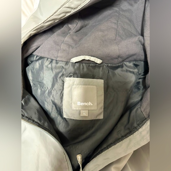 BENCH - Windbreaker - Picture 5 of 5